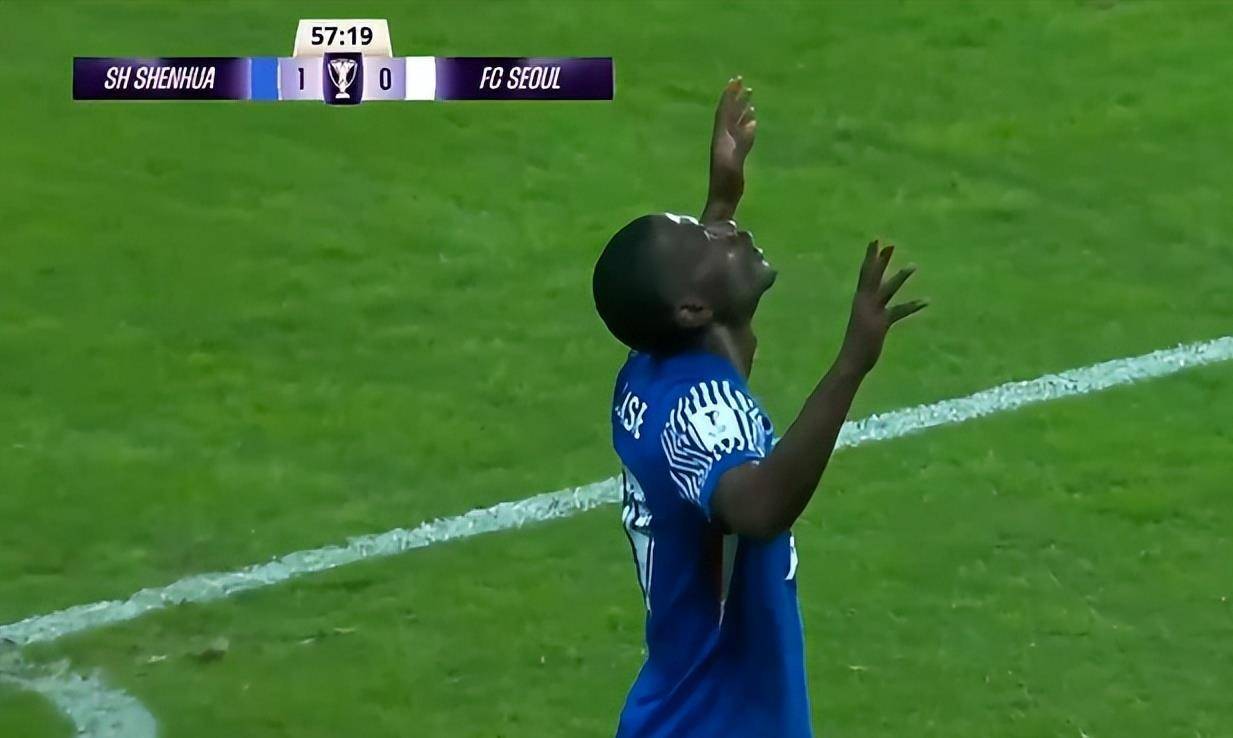 爱游戏体育-集结日中超传出新动向,托特纳姆复出首秀,管理层表态:球迷炸锅,训练强度明显提升的简单介绍