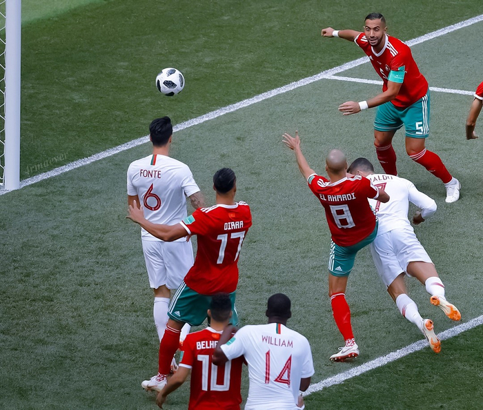 爱游戏体育-包含C罗连续十场比赛得分超过赛况扑朔迷离，湖人挑战极限！的词条