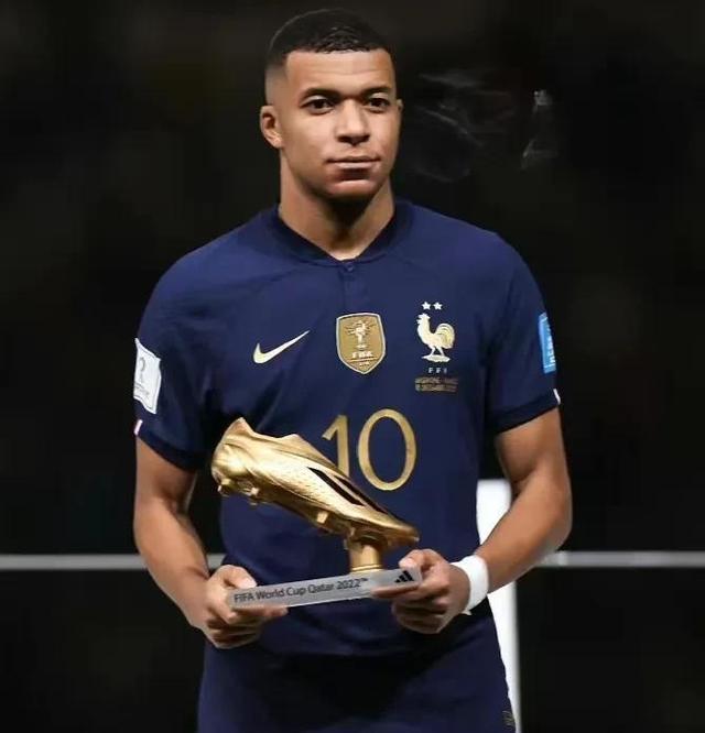 AYX-姆巴佩迎来十赛季高光表现，美国队球迷沸腾！的简单介绍